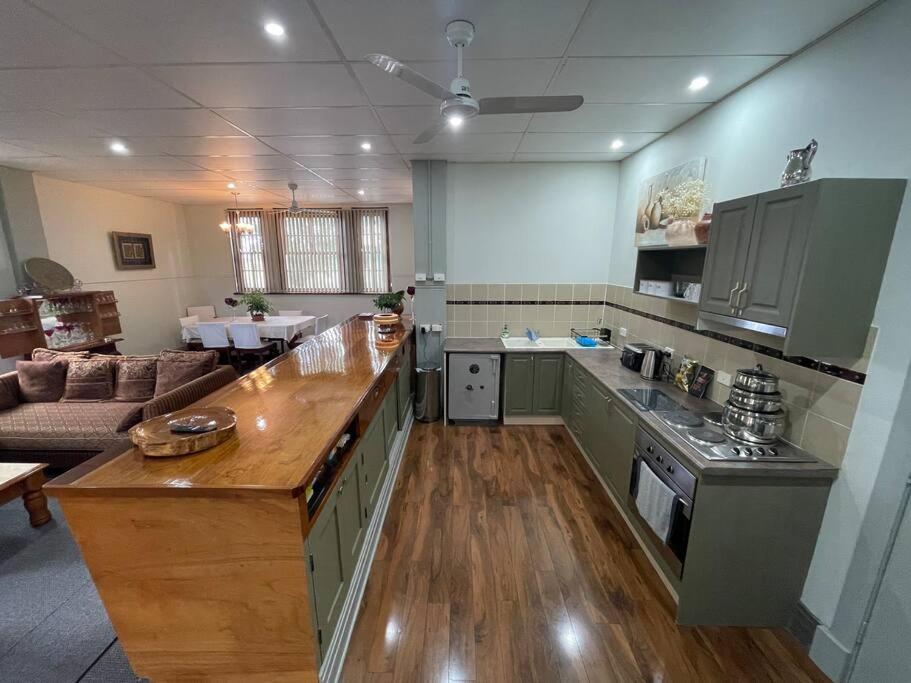 Post Office Boutique Accommodation Hat Head Екстериор снимка